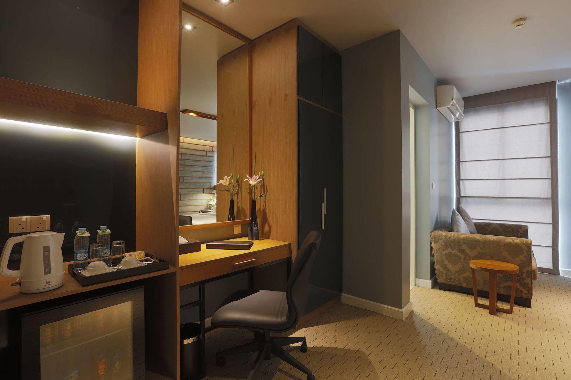 The Link Yangon Boutique Hotel Zewnętrze zdjęcie
