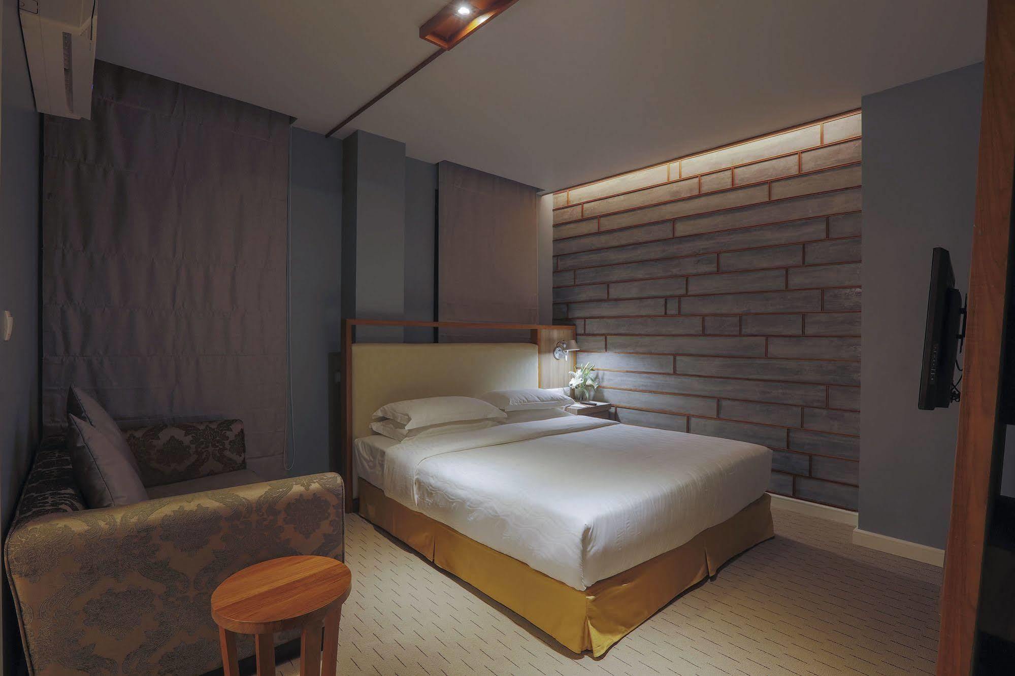 The Link Yangon Boutique Hotel Zewnętrze zdjęcie